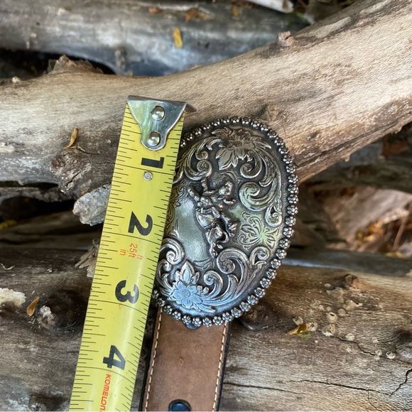 ❤️💖NOCONA BUCKLE & LEATHER BELT GIRLS SIZE 26💖🛑♥️ - Picture 9 of 9
